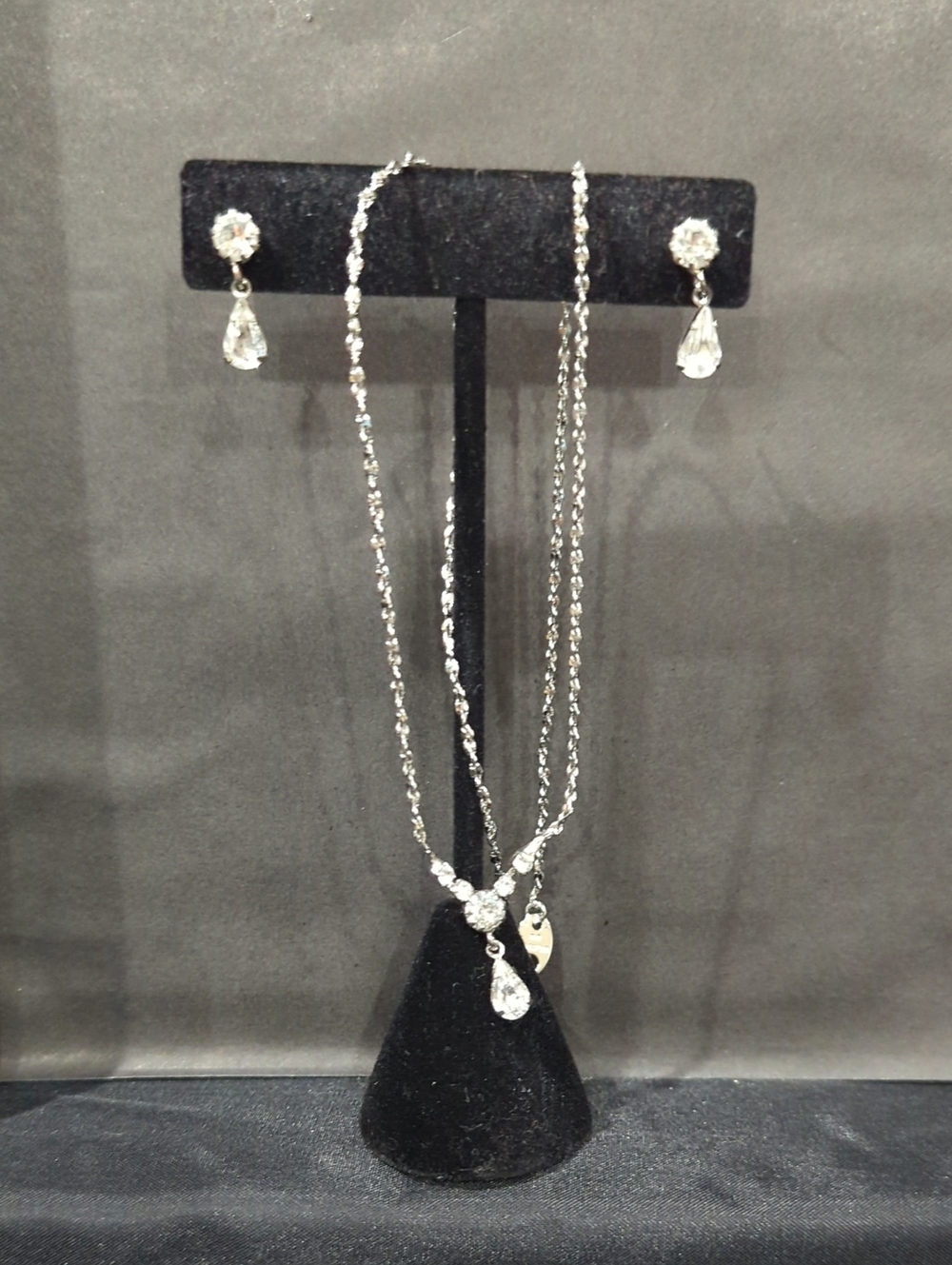 Crystal Teardrop Necklace & Drop Earrings